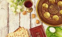 Seder, bord dækket til jødisk påske Pesach